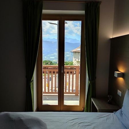Hotel Villa Argentina Ronzone Kültér fotó